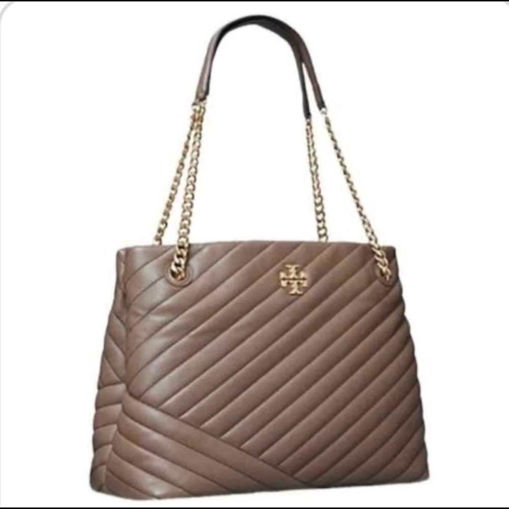 🔥🔥 SALE 🔥🔥 Tory Burch Kira chevron tote